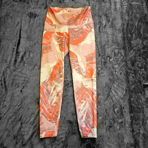 Bright Orange & White Old Navy Active Powesoft Leggings Xtra High Waist - Picture 2 of 5
